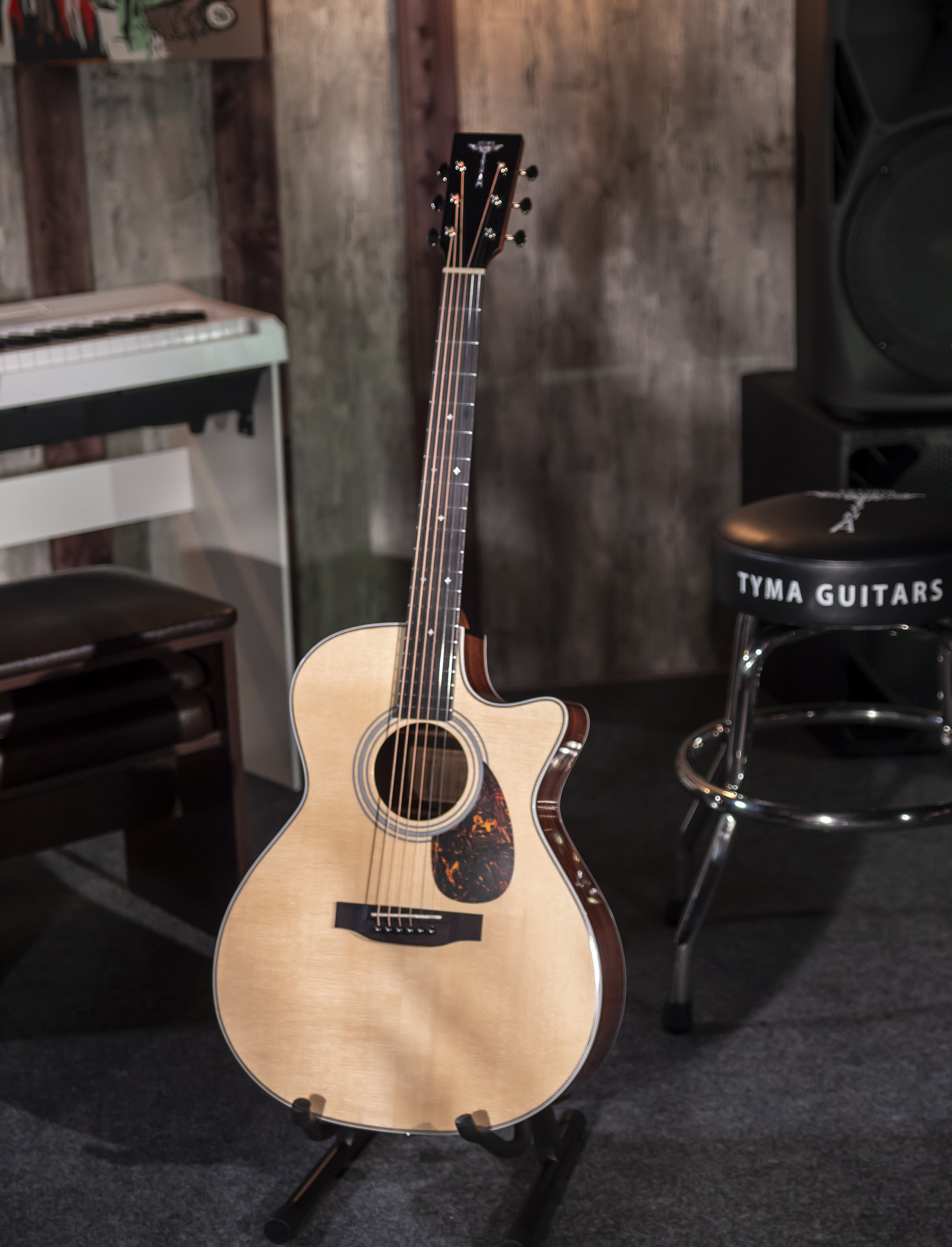 Акустическая гитара TYMA TG-12